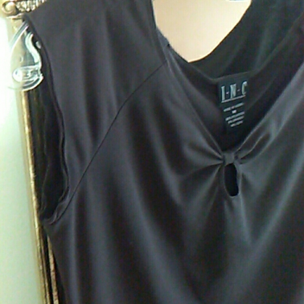 New ! INC Brown Top - Picture 2 of 4